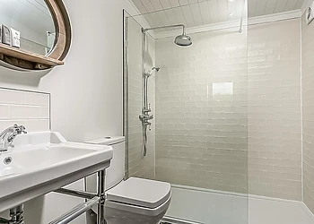 4 berth barn hot tub pet friendly 