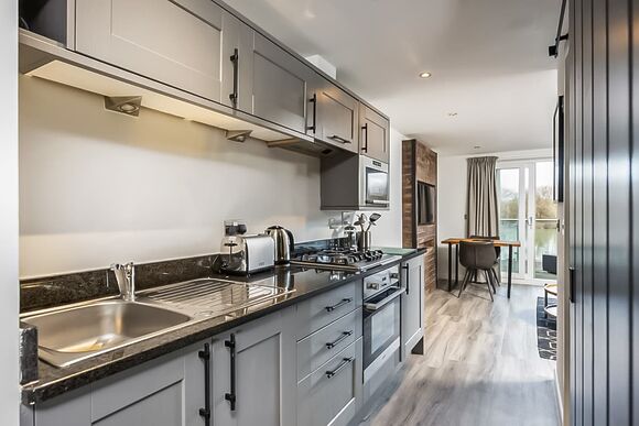 2 berth luxury lakeside apartment pet friendly - Retallack Resort, St Columb Major