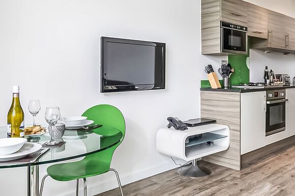 2 berth superior lakeside apartment Pet - Retallack Resort, St Columb Major