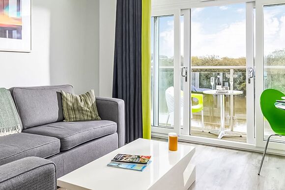 2 berth superior lakeside apartment Pet - Retallack Resort, St Columb Major