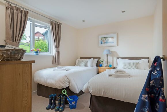 4 berth superior wooden lodge with hot tub - Retallack Resort, St Columb Major