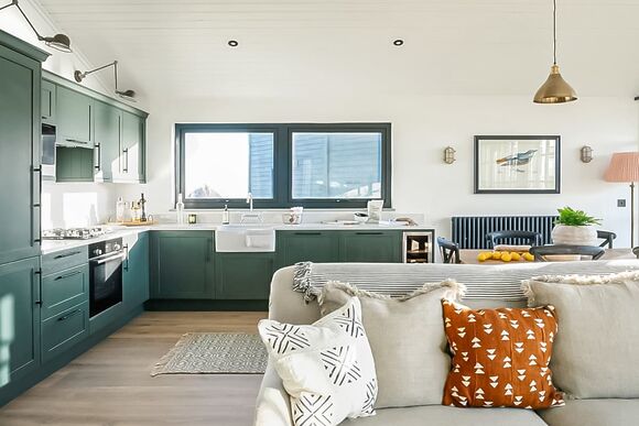 8 berth barn roof terrace hot tub Pet - Retallack Resort, St Columb Major