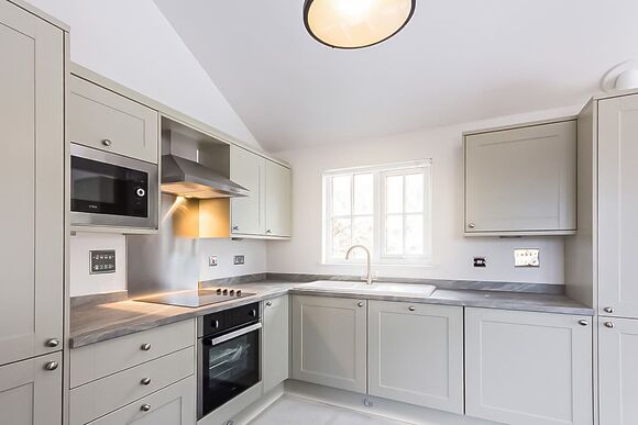 12 berth lake view barn house 6 bed hot tub - Retallack Resort, St Columb Major