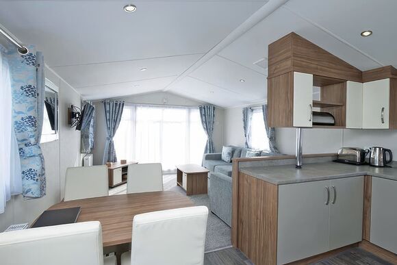 2 Bed Silver Caravan Pet - Ruda, Croyde Bay