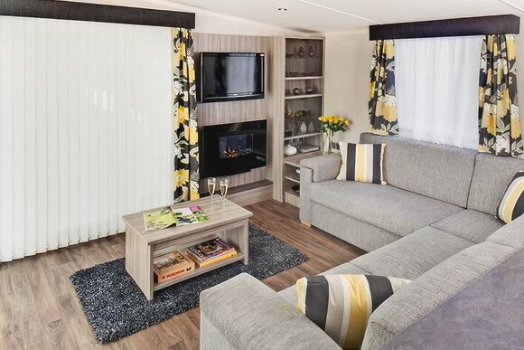 2 Bed Bronze Plus Caravan with Decking Pet - Ruda, Croyde Bay