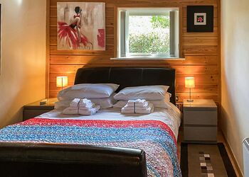 Heronsview - Rudyard Lake Lodges, Nr Leek