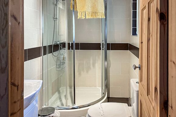 Heronsview - Rudyard Lake Lodges, Nr Leek