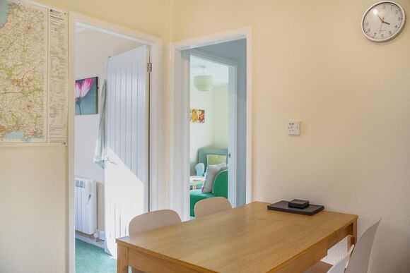 Larches Lodge - Ruthern Valley Holidays, Ruthernbridge, Nr Bodmin