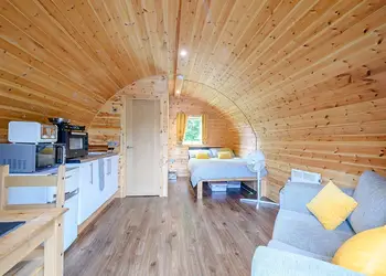 Retunder - Riverview Holiday Park, Newcastleton,