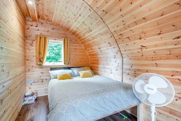 Retunder - Riverview Holiday Park, Newcastleton,