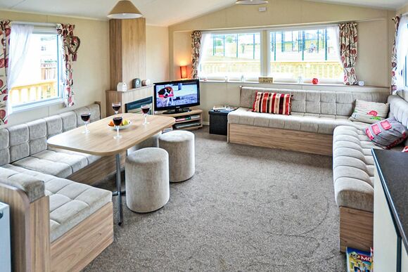 Typical Highlander 2 Caravan Gold<br />