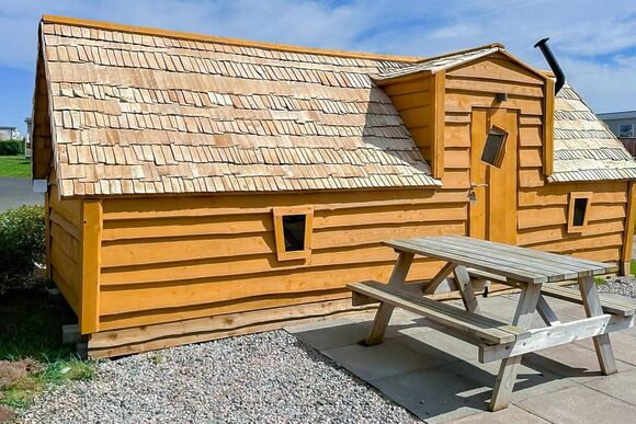 Scandinavian Fairy Pods - Ryan Bay Holiday Park, Innermessan, Dumfries and Galloway