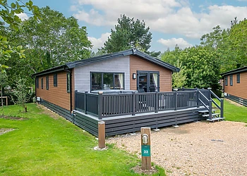 Exclusive 10 Berth Lodge (8+2) Elec Point 