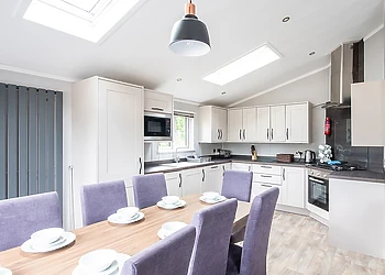 Exclusive 10 Berth Lodge (8+2) Elec Point 