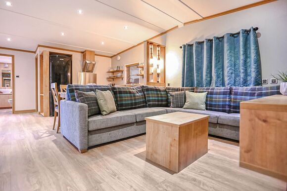 Exclusive Zen Hot Tub 7 - Sandy Balls Holiday Village, Godshill, Fordingbridge