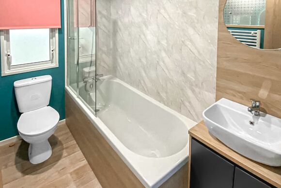 Exclusive Burst of Blue 7 Berth - Sandy Balls Holiday Village, Godshill, Fordingbridge