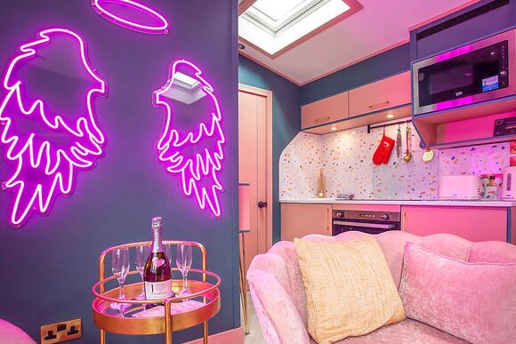 Exclusive Esme 4 Berth - Sandy Balls Holiday Village, Godshill, Fordingbridge