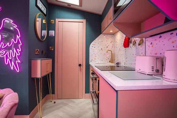 Exclusive Esme 4 Berth - Sandy Balls Holiday Village, Godshill, Fordingbridge