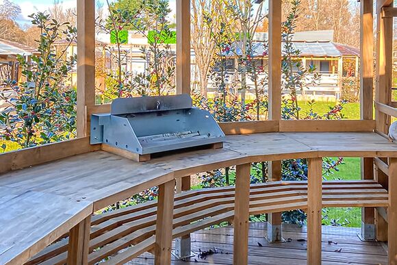 Exclusive Knightwood Hot Tub 8 Elec Point Pet - Sandy Balls Holiday Village, Godshill, Fordingbridge