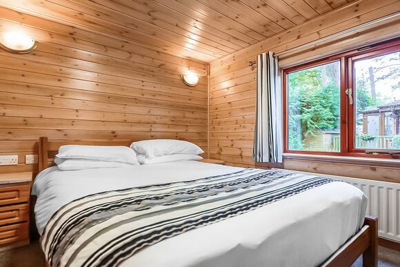 6 Berth Comfort Lodge 3 Bed - Sandy Balls Holiday Village, Godshill, Fordingbridge