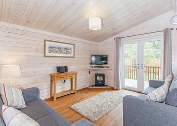 Tissington Classic Vogue 2 Spa (Pet) - Sandybrook Lodges, Ashbourne