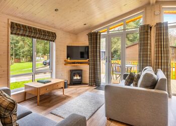 Kedleston Elite Vogue 2 Spa (Pet) - Sandybrook Lodges, Ashbourne