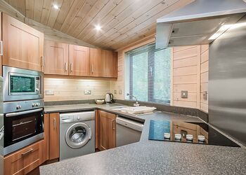 Tissington Classic Skyline 3 Spa - Sandybrook Lodges, Ashbourne
