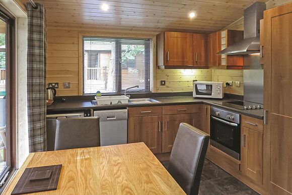 Tissington Classic Skyline 1 - Sandybrook Lodges, Ashbourne