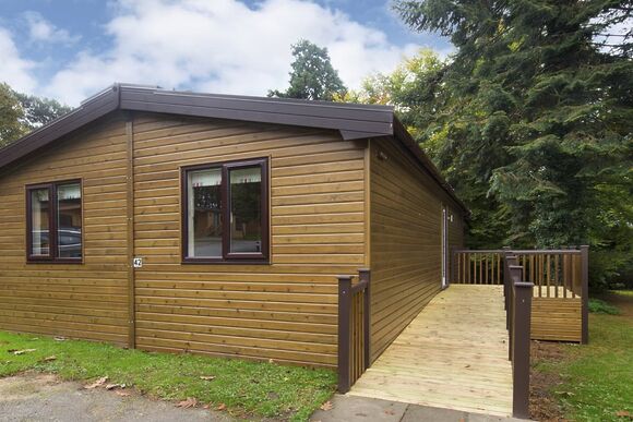 Tissington Classic Vogue 2 WF (Pet) - Sandybrook Lodges, Ashbourne