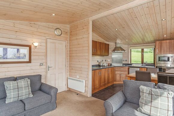 Tissington Classic Skyline 2 (Pet) - Sandybrook Lodges, Ashbourne