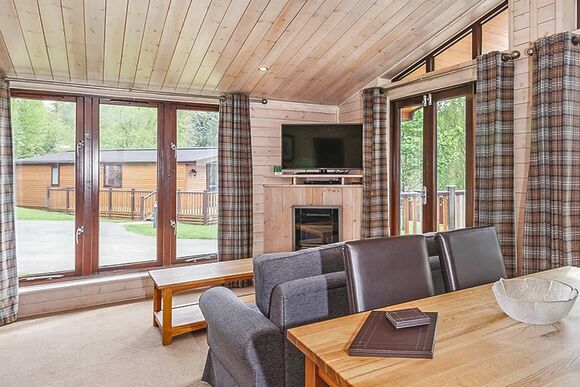 Tissington Classic Skyline 2 (Pet) - Sandybrook Lodges, Ashbourne