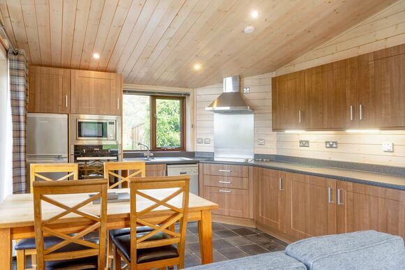 Tissington Classic Skyline 2 (Pet) - Sandybrook Lodges, Ashbourne