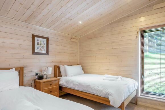 Tissington Classic Skyline 2 (Pet) - Sandybrook Lodges, Ashbourne