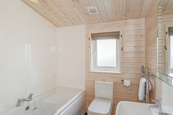 Tissington Classic Vogue 2 - Sandybrook Lodges, Ashbourne