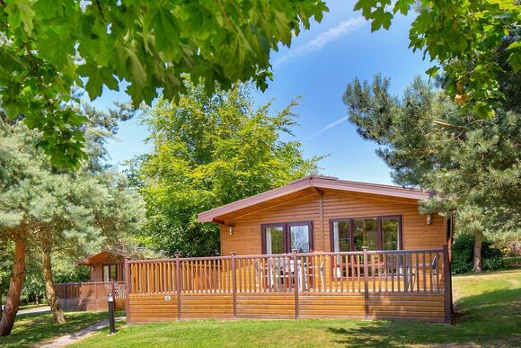 Tissington Classic Vogue 3 (Pet) - Sandybrook Lodges, Ashbourne