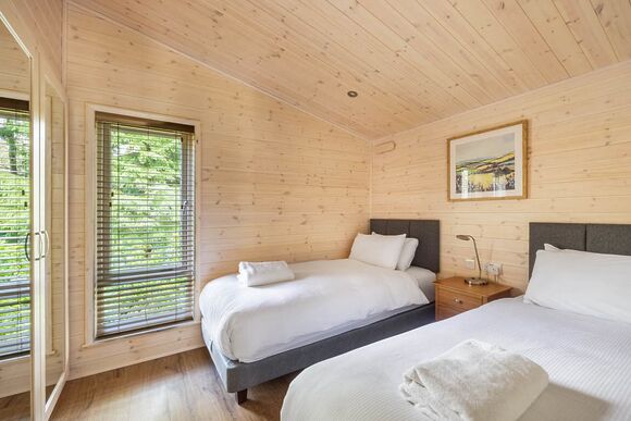 Kedleston Elite Vogue 2 Spa - Sandybrook Lodges, Ashbourne