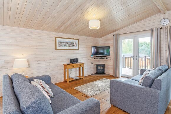 Tissington Classic Vogue 3 Spa (Pet) - Sandybrook Lodges, Ashbourne