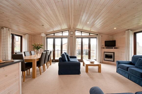 Tissington Classic Skyline 4 - Sandybrook Lodges, Ashbourne