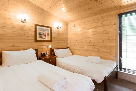 Tissington Classic Skyline 4 - Sandybrook Lodges, Ashbourne