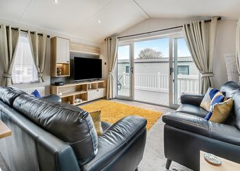 Perranporth VIP Lodge 2 Bed Hot Tub - St Agnes Holiday Park, Blackwater, St Agnes