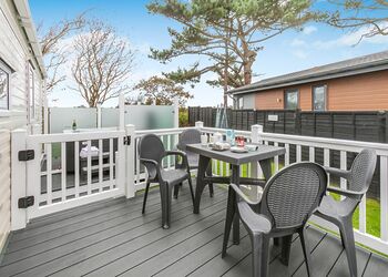 Perranporth 2 Bed  Hot Tub (Pet) - St Agnes Holiday Park, Blackwater, St Agnes