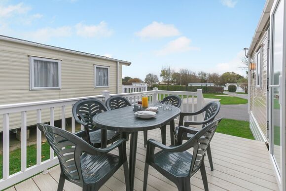 Holywell Deluxe 3 Bed Hot Tub (Pet) - St Agnes Holiday Park, Blackwater, St Agnes