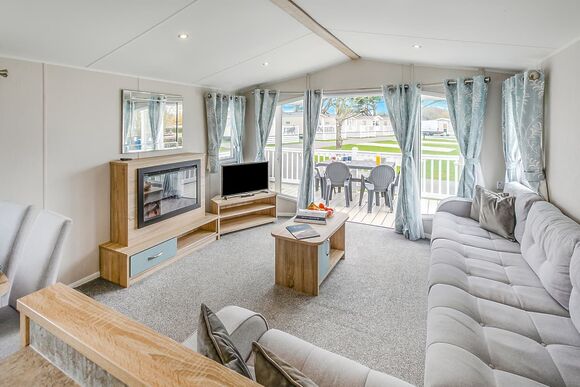 Perranporth Deluxe 2 Bed Hot Tub - St Agnes Holiday Park, Blackwater, St Agnes