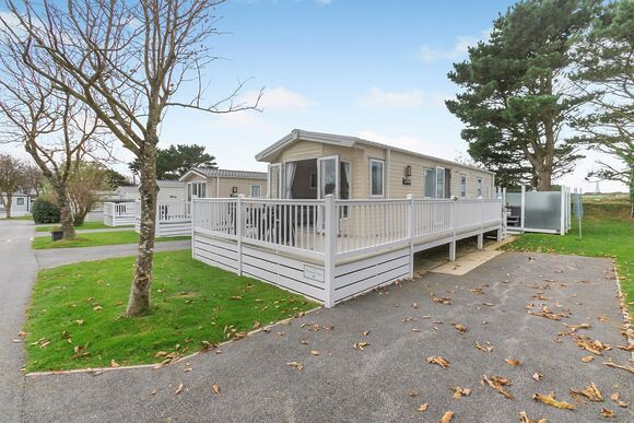 Perranporth Deluxe 2 Bed Hot Tub - St Agnes Holiday Park, Blackwater, St Agnes