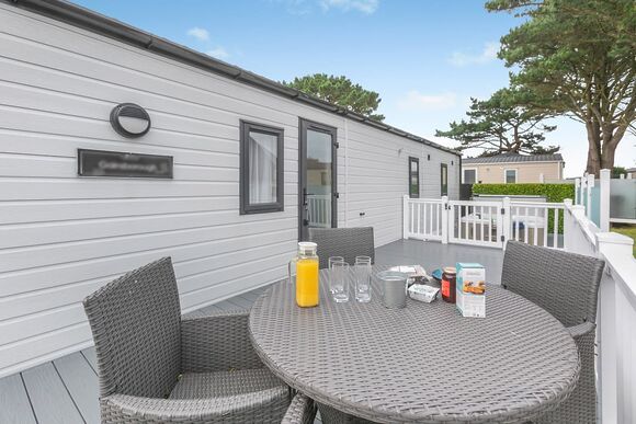 Perranporth VIP Lodge 2 Bed Hot Tub - St Agnes Holiday Park, Blackwater, St Agnes