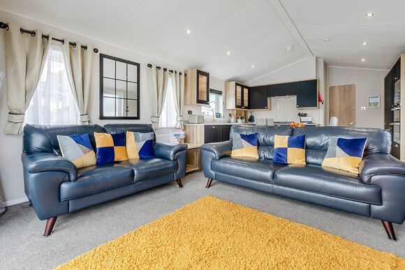 Perranporth VIP Lodge 2 Bed Hot Tub - St Agnes Holiday Park, Blackwater, St Agnes