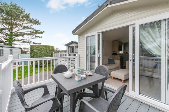 Chapel Porth Deluxe 2 Bed Hot Tub - St Agnes Holiday Park, Blackwater, St Agnes