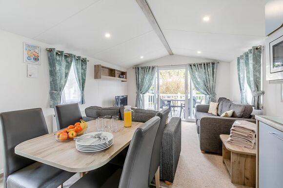 Chapel Porth Deluxe 3 Bed Hot Tub (Pet) - St Agnes Holiday Park, Blackwater, St Agnes