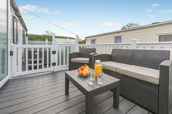 Porthtowan Platinum 2 Bed Hot Tub (Pet) - St Agnes Holiday Park, Blackwater, St Agnes