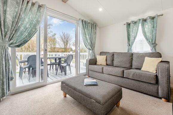 Chapel Porth Deluxe 3 Bed Hot Tub - St Agnes Holiday Park, Blackwater, St Agnes